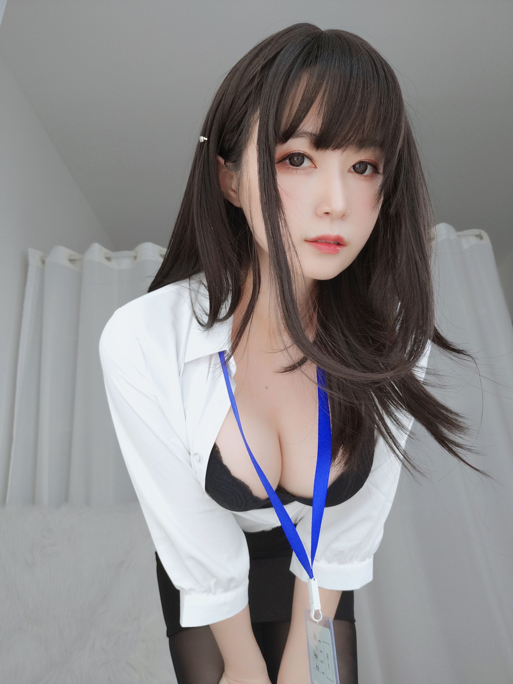 Coser小姐姐白银81–制服写真插图7